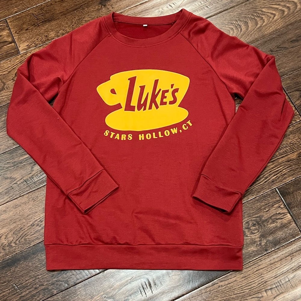 Gilmore Girls Stars Hollow sweatshirt. Size M.